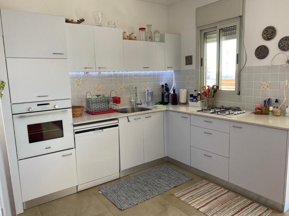 Acre Sea View 11Th Floor Apartment Luaran gambar