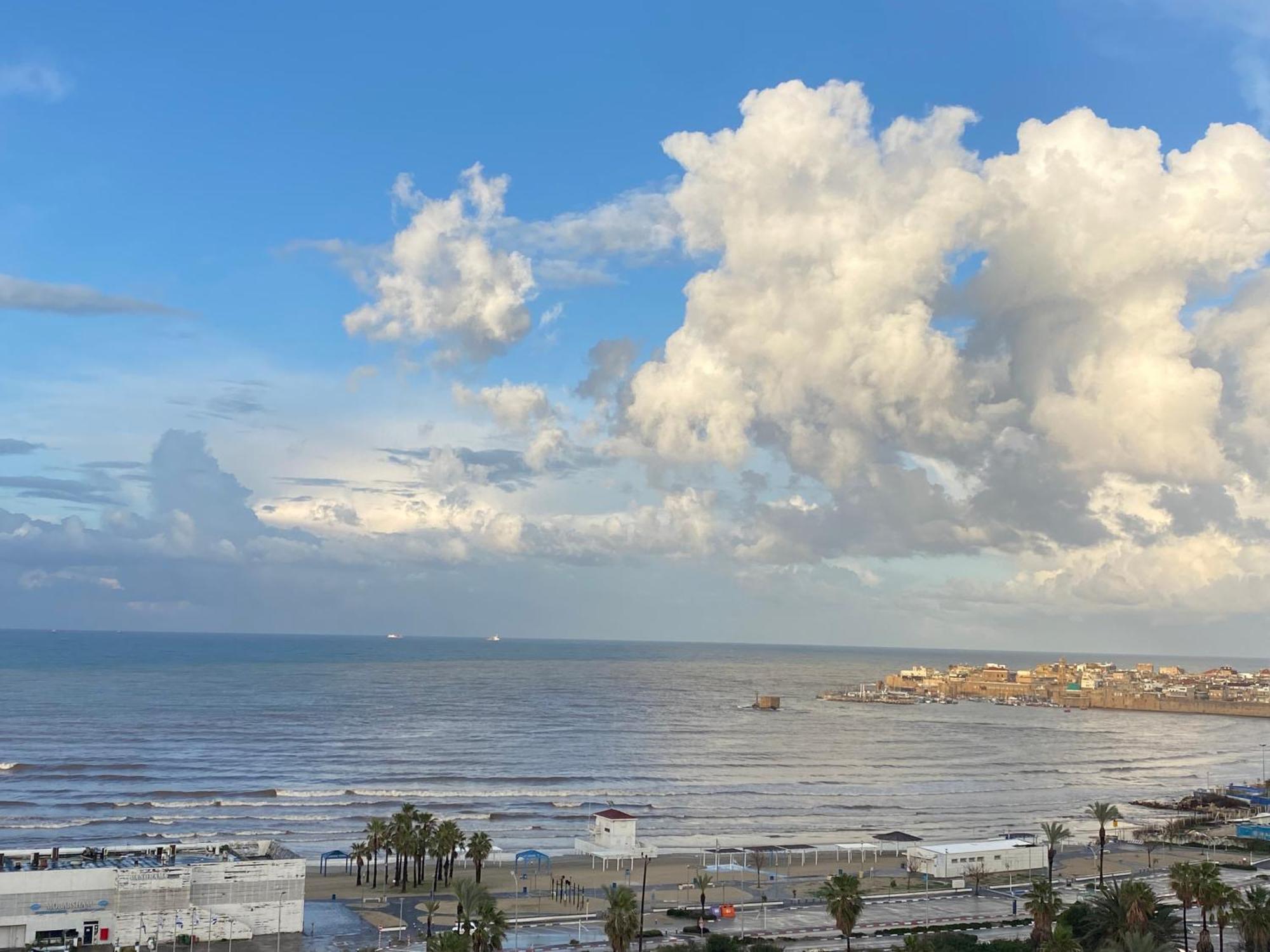 Acre Sea View 11Th Floor Apartment Luaran gambar